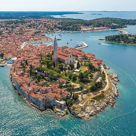 Front In Rovinj