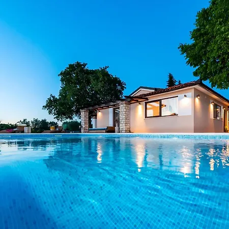 In With House A Panoramic View * Rovinj